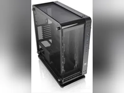 Datorchassi Thermaltake Core P6 TG Black
