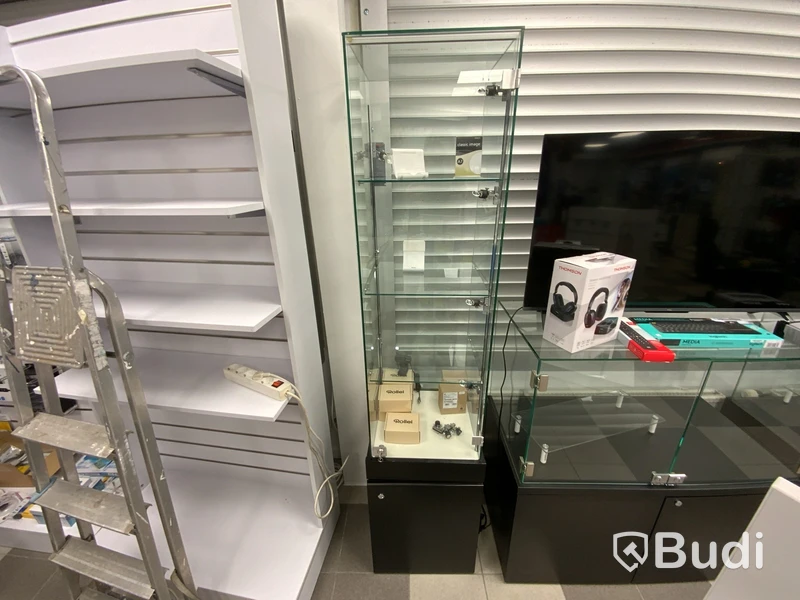 Displayställ i glas