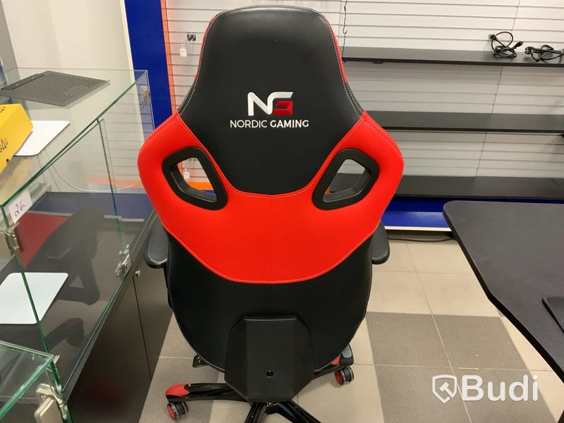 Gamingskrivbord inkl. stol