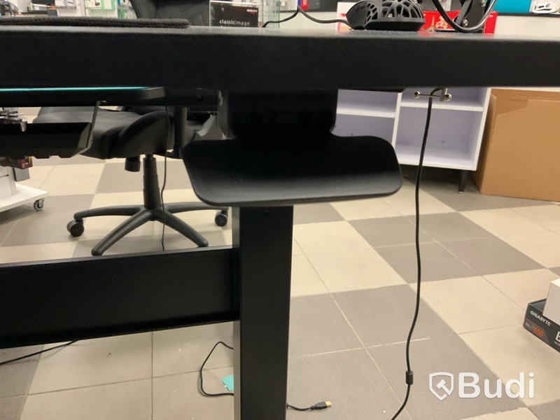 Gamingskrivbord inkl. stol
