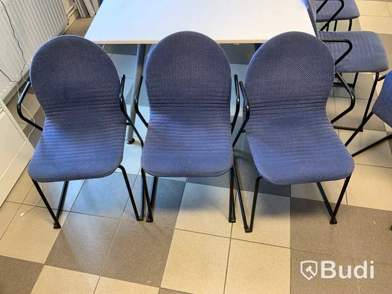 Konferensbord inkl. 7 st stolar och dokumentskåp