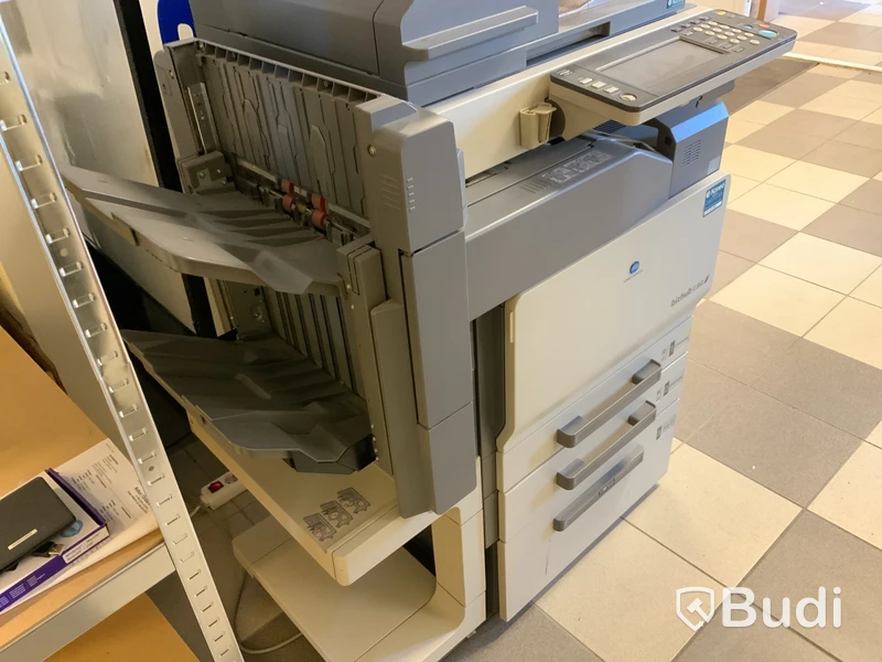 Skrivare Bizhub C352