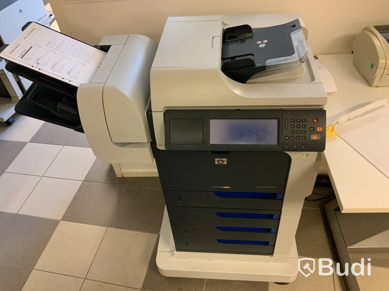 Skrivare HP Color LaserJet CM4540 MFP