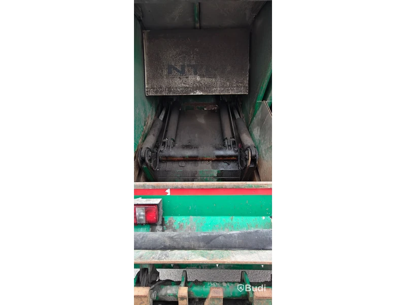 Baklastare Volvo FE 6x2 -2013