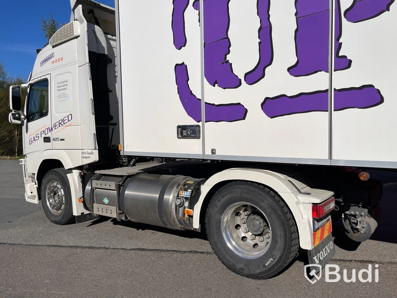Dragbil Volvo FM 42 T -2019 | Semitrailer HRD S KFG 2Z -2019