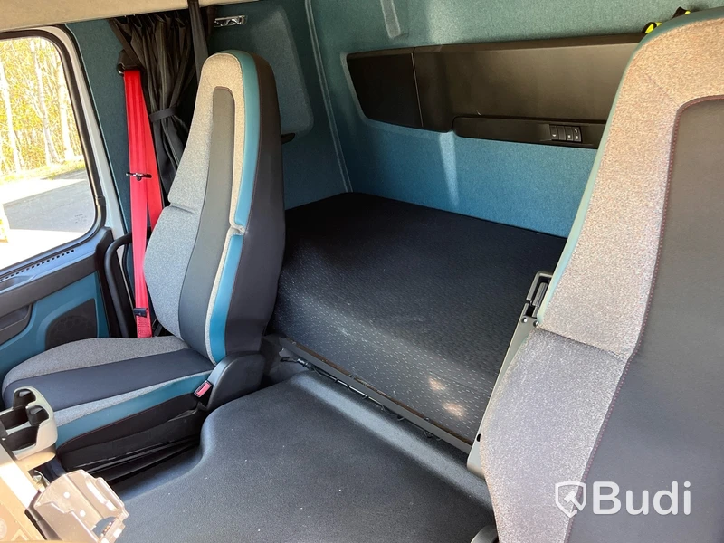 Dragbil Volvo FM 42 T -2019 | Semitrailer HRD S KFG 2Z -2019
