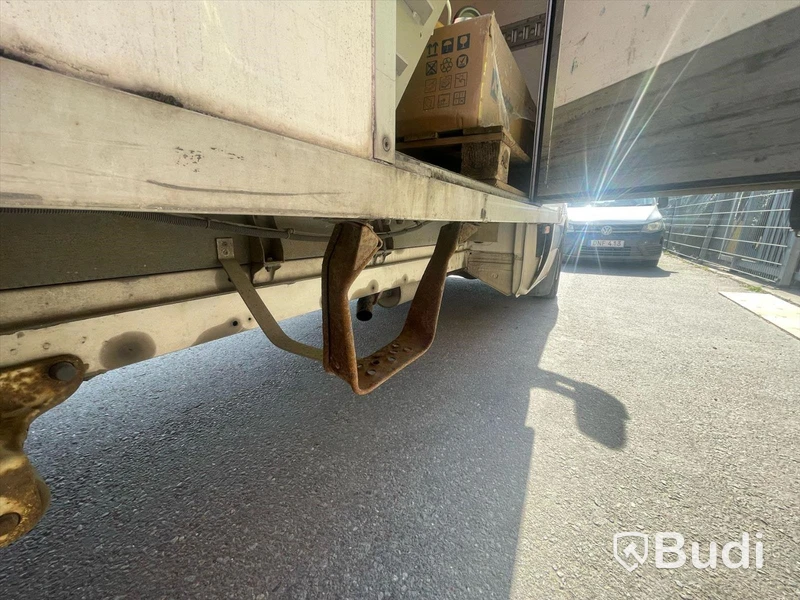 Lätt lastbil Volkswagen Crafter Chassi 35 2.0 TDI -2011 | Bakgavellyft | Manuell