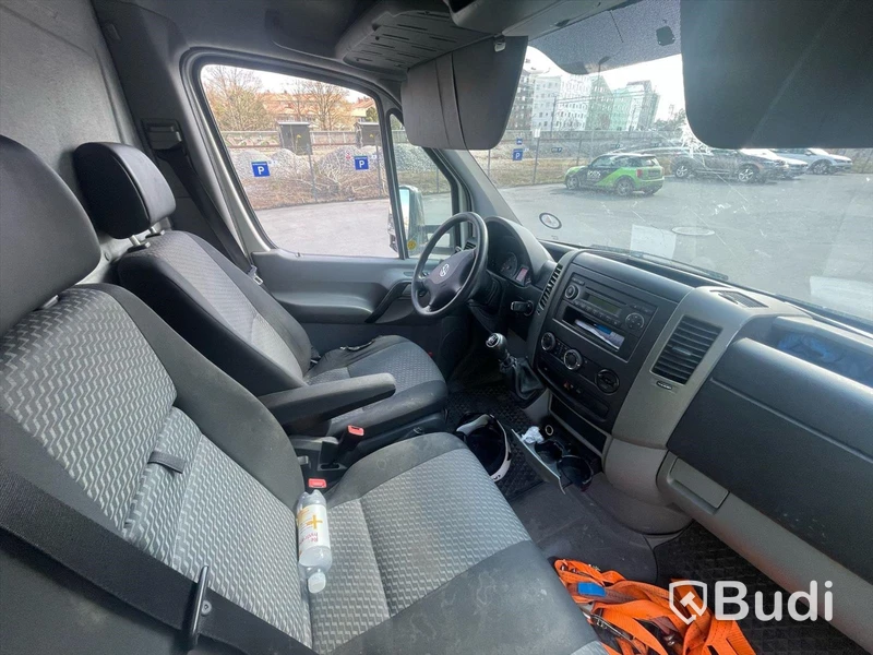 Lätt lastbil Volkswagen Crafter Chassi 35 2.0 TDI -2011 | Bakgavellyft | Manuell