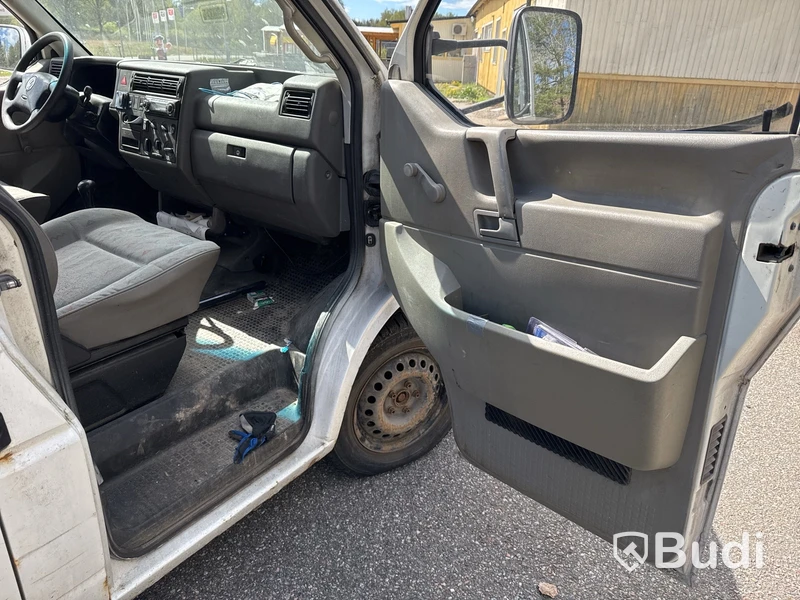 Kranbil VW Transporter T4 2.5 TDI Pickup (88hk), 2000