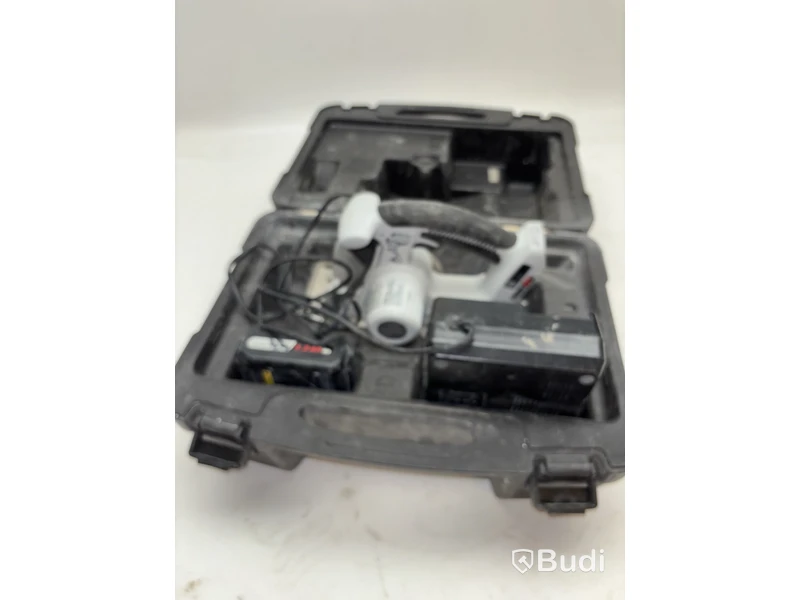 Cirkelsåg Panasonic EY4542 med laddare och batteri