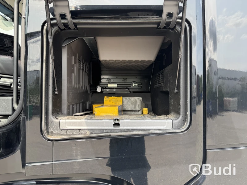 Tridemväxlare Scania R660 8x4-4 -2021 | Full luft | 16.4 | Nybesiktigad