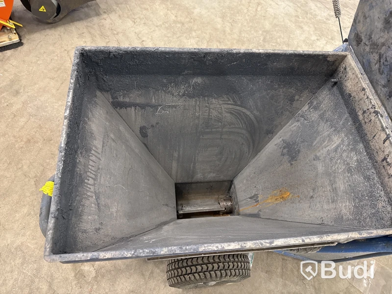 Brukpump Cura 2500, -2021 (fjärrstyrd)