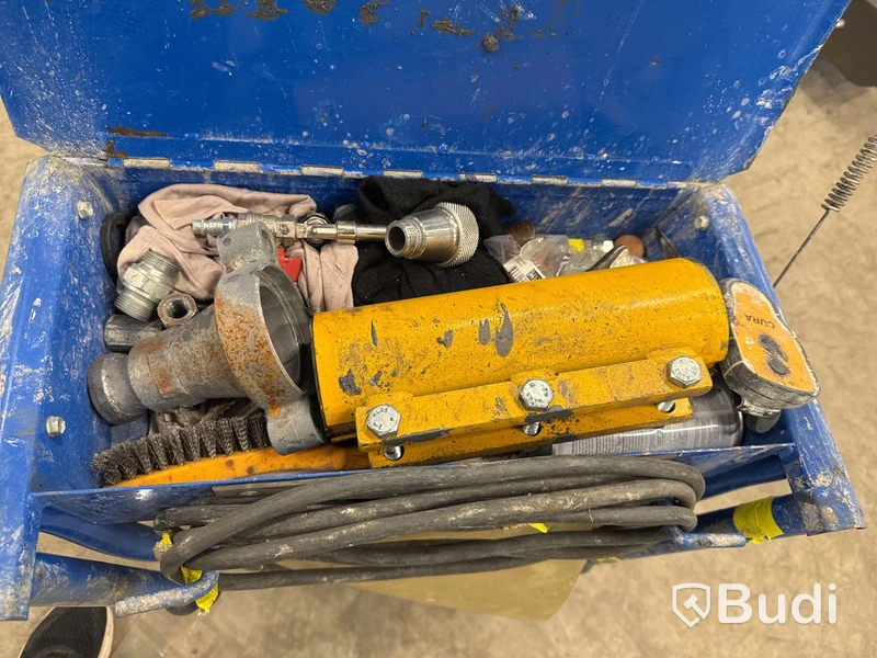 Brukpump Cura 2500, -2021 (fjärrstyrd)