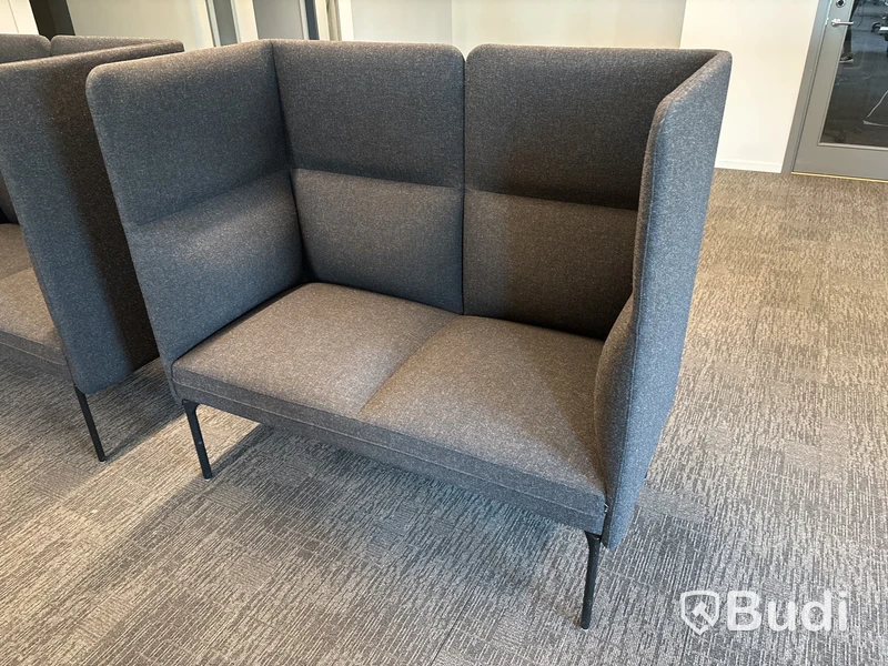 Ljudabsorberande soffa fora form