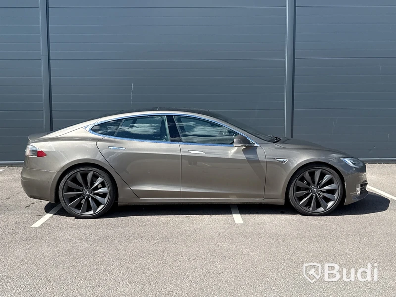 Tesla Model S | 70D | Fri SUC | 333 hk | 23903 mil | 2016