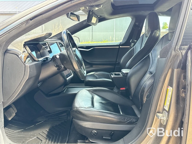 Tesla Model S | 70D | Fri SUC | 333 hk | 23903 mil | 2016