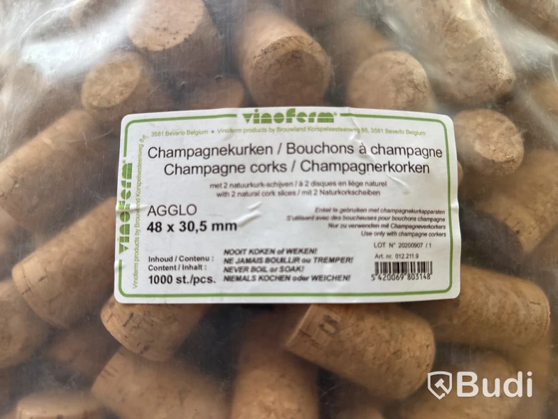 Champagnekorkar med tillbehör