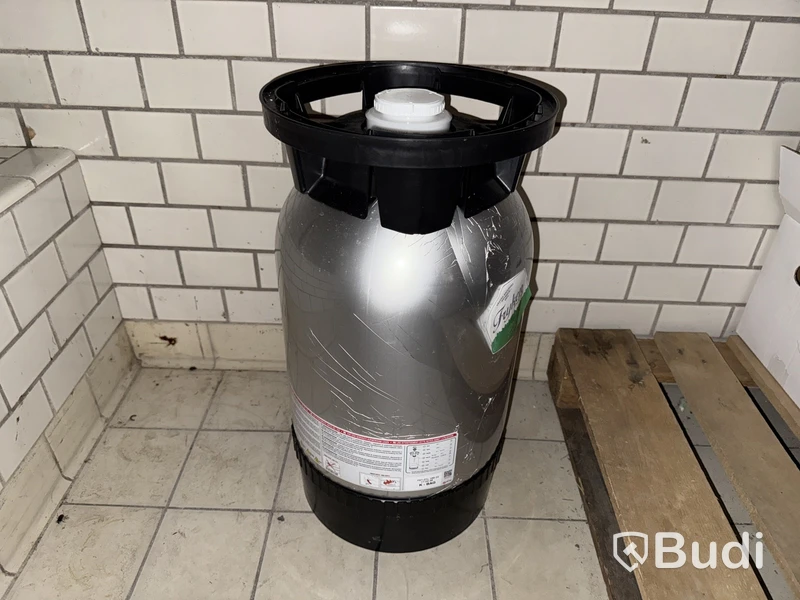 1 st plastfat för engångsbruk