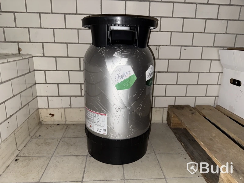 1 st plastfat för engångsbruk