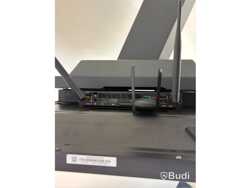 LCD-skärm för digital skyltning BenQ IL4301 43 tum