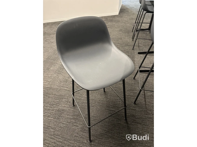 2 st. Bord Edsbyn inkl 8 st. Stolar, Muuto