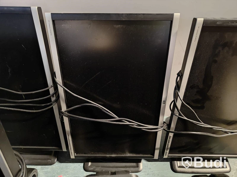 10 st. LCD-skärmar HP Compaq LA2405x