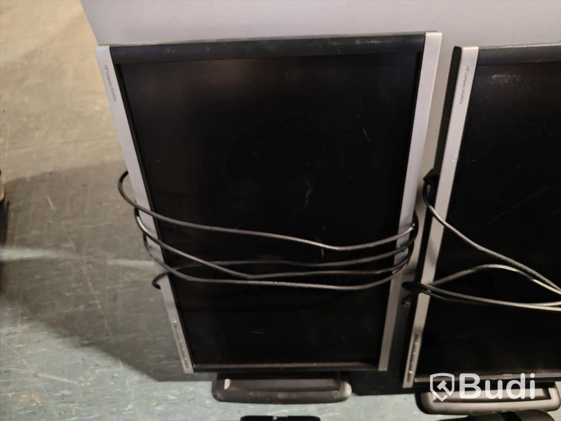 10 st. LCD-skärmar HP Compaq LA2405x