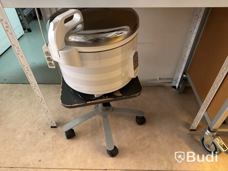 Parti med köksredskap