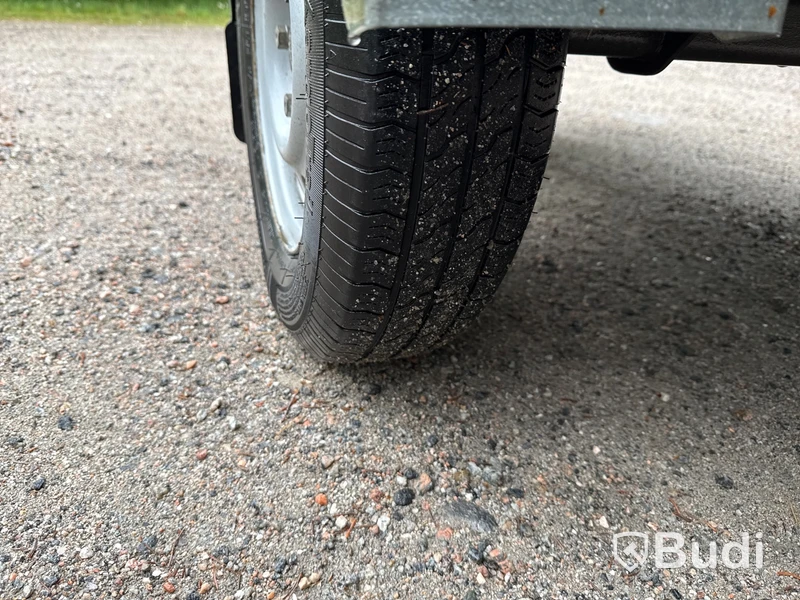 Släpvagn med grindar Tiki CS265-R, 2016