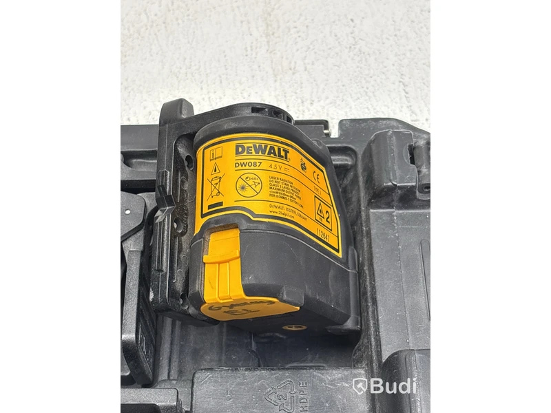 Linjelaser Dewalt och Handöverfräs Mec Tools