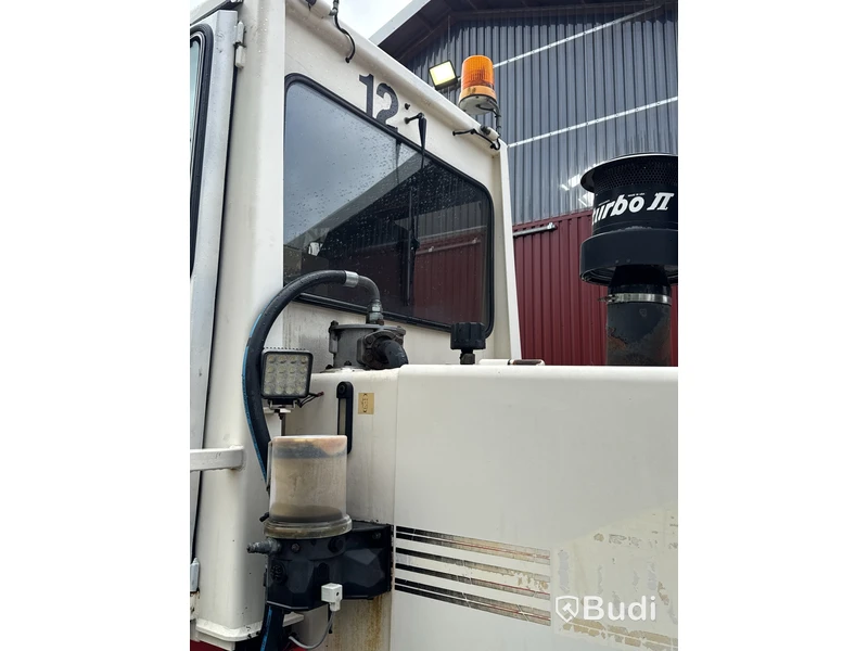 Hjullastare Ljungbymaskin L18 -02 (3100h)
