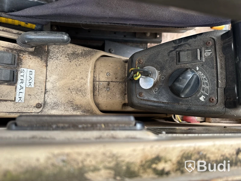 Bandgrävare Caterpillar 312 -96 (13425h)