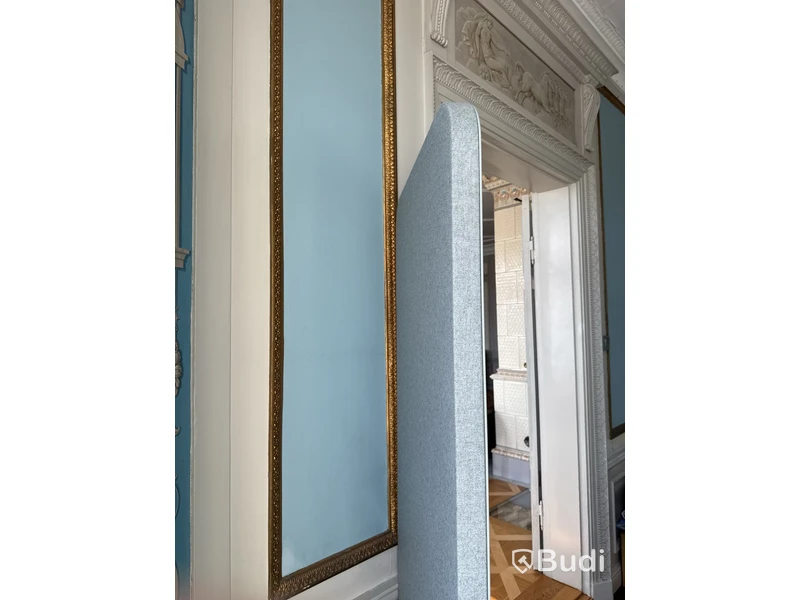 Whiteboard-tavla på hjul