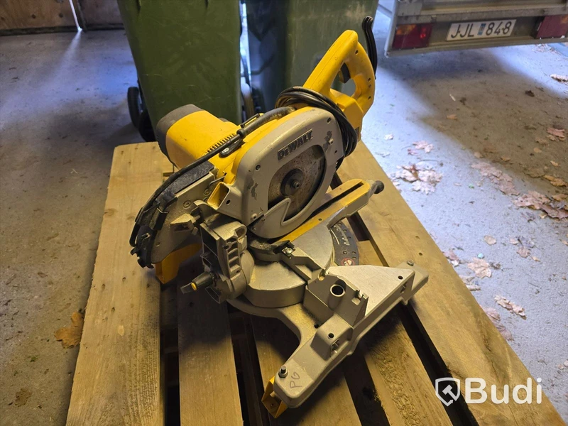 Kap- och gersåg | Dewalt DW707