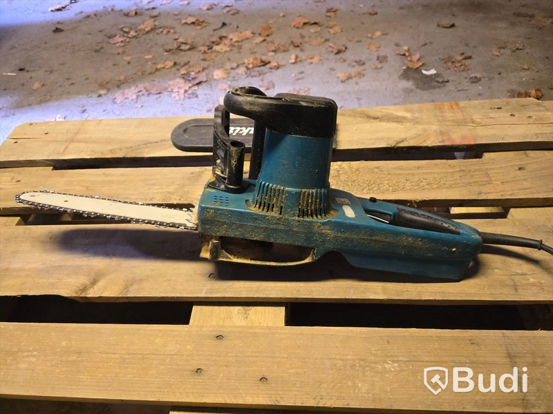 Kedjesåg | Makita UC3020A