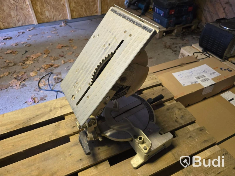 Bordssåg | Makita LH 1040F
