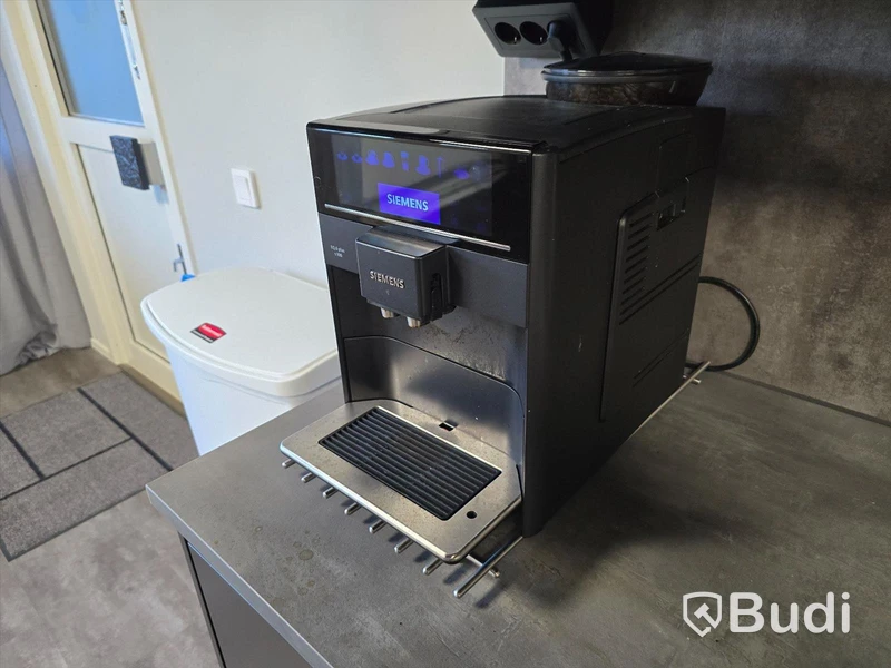 Kaffemaskin | Siemens EQ.6 Plus s100