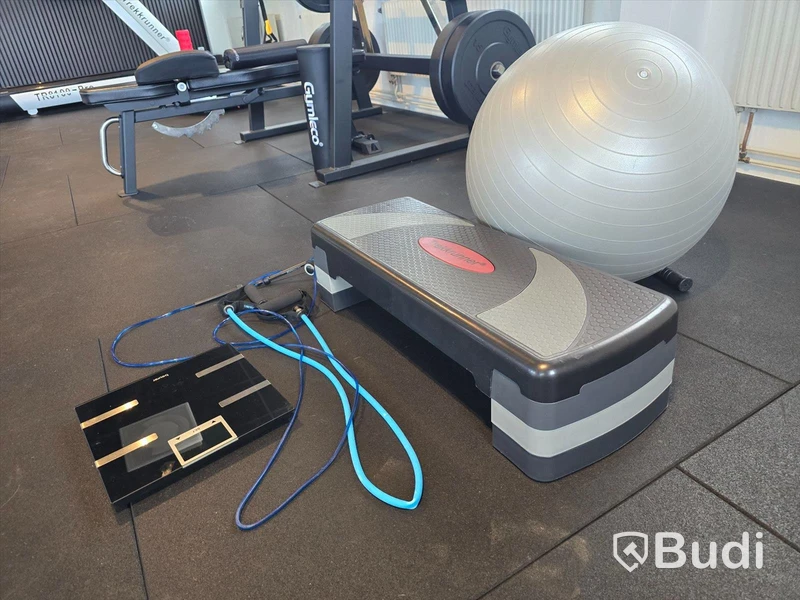 Diverse gym/träningsredskap