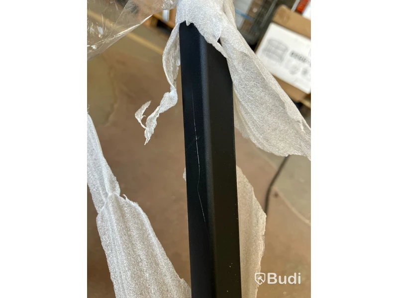 Stol Sensum, Skuru, svart