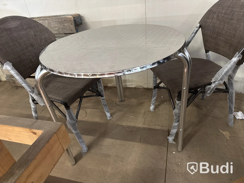 Nytt. Cafegrupp 2 stolar 1 runt bord