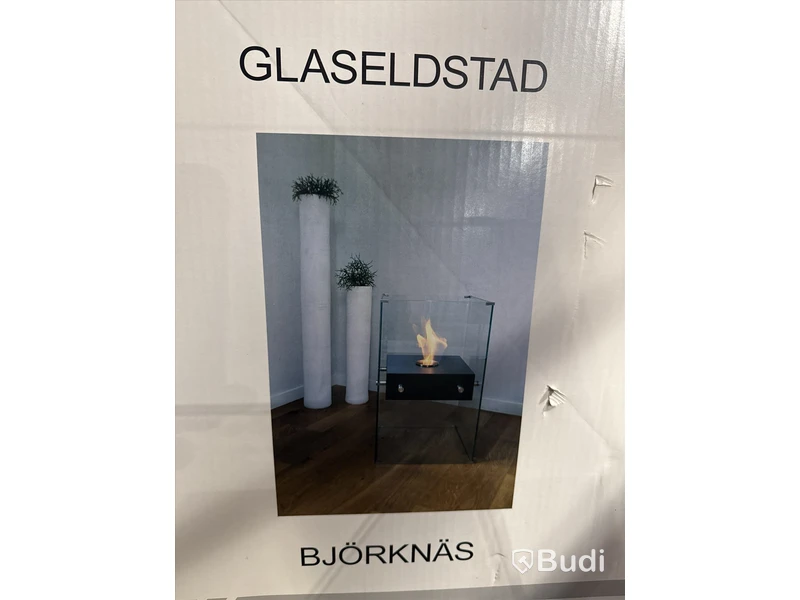 Ny, Glaseldstad Lidab flame