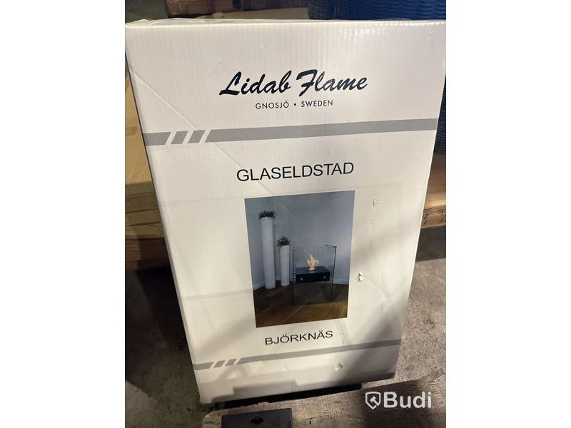 Ny, Glaseldstad Lidab flame