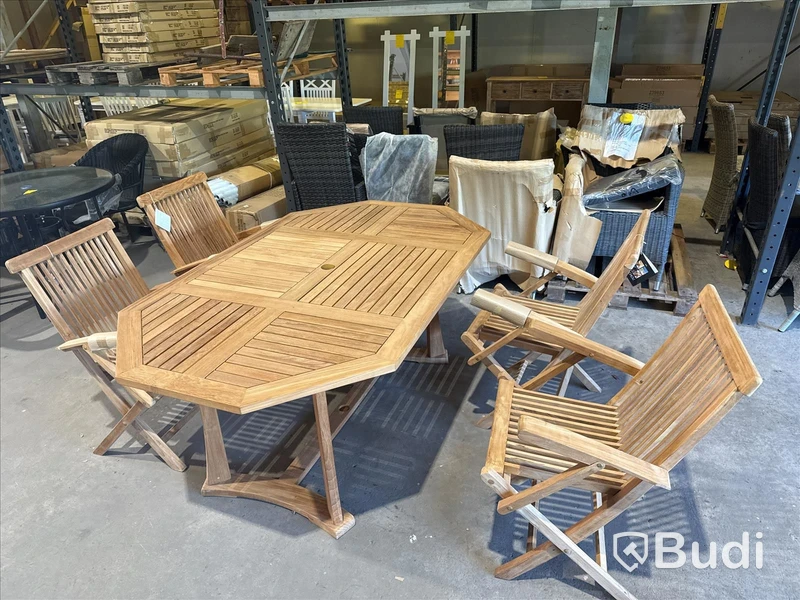 Nytt, Trädgårdsgrupp 1 bord i Teak och 4 stolar