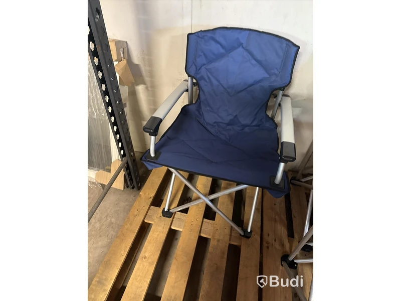 Nya, 4 st campingstolar blå med påse