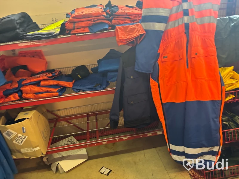 Stort parti varsel och fiskekläder