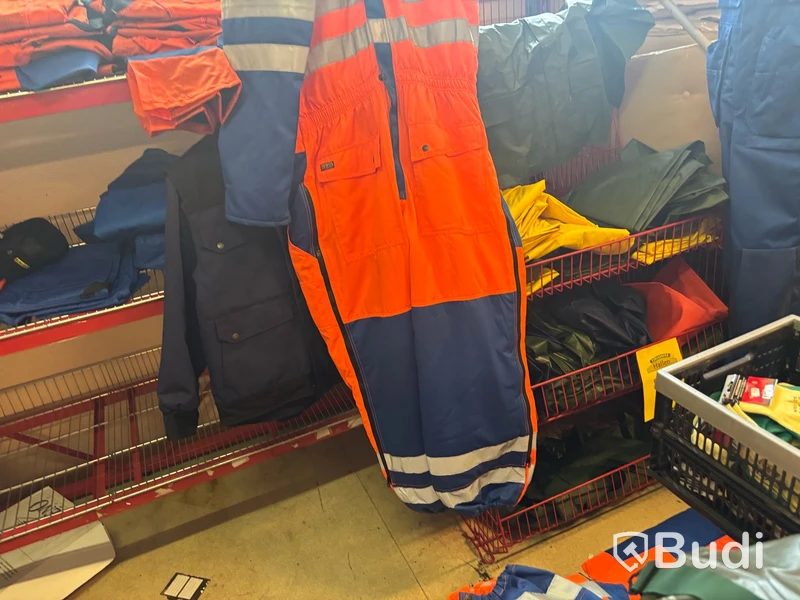Stort parti varsel och fiskekläder