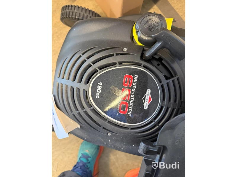 Gräsklippare Yard man 6019SPBE