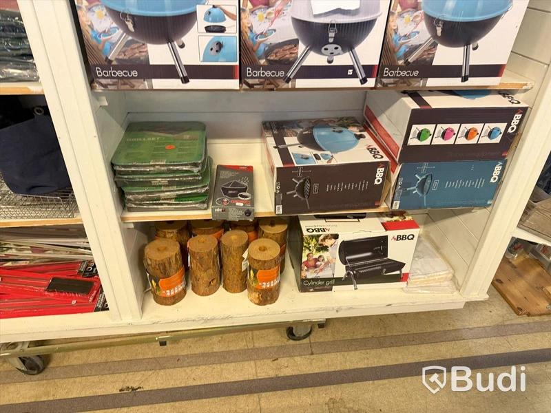 Ny Butikshylla med Grillar
