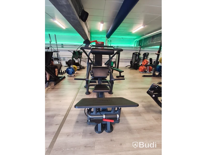 1 st Hip Thrust