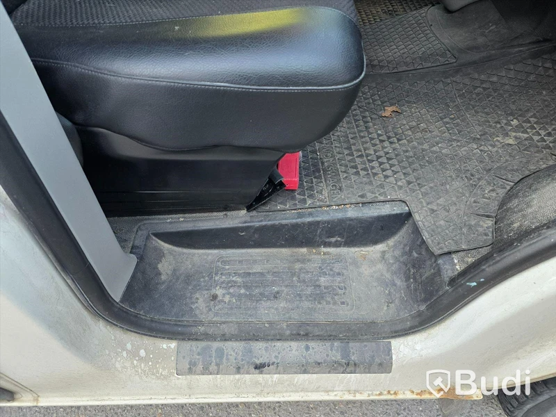 Volkswagen Transporter | 2015 | 14115 mil